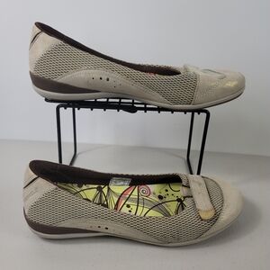 Merrell Flats Slip-On Women's Size 7.5 Beige